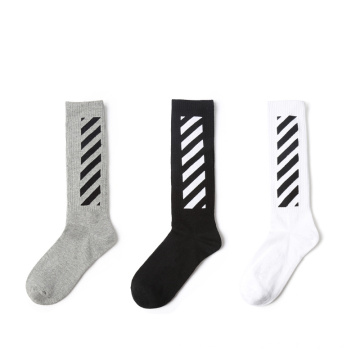 New character Striped design cotton fashion man  custom wholesale sport socks